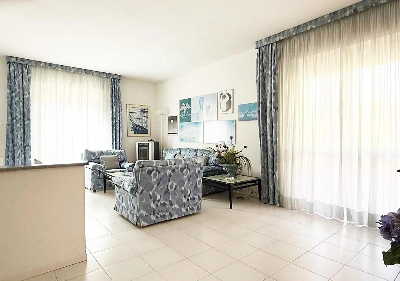 Ferienwohnung Pgs Immobiliare Srls Residenza Turati Bilocale Con Terrazza E Parcheggio Privato La Maddalena  Italien