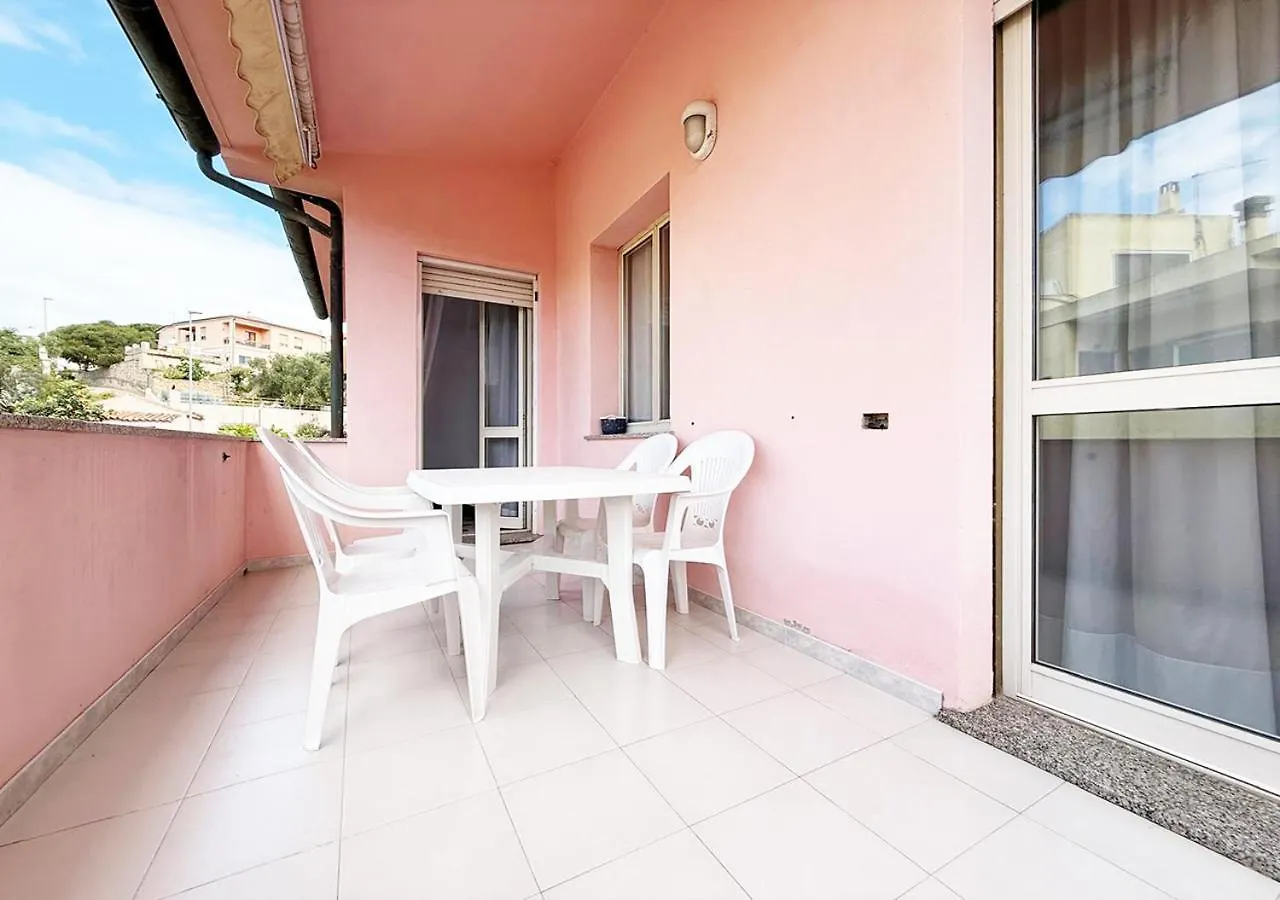 Ferienwohnung Pgs Immobiliare Srls Residenza Turati Bilocale Con Terrazza E Parcheggio Privato La Maddalena  La Maddalena (Sassari)